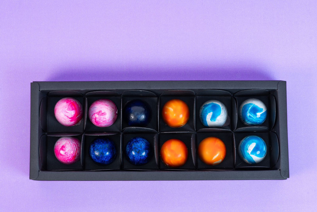 Caja de 12 bombones de chocolate artesanal
