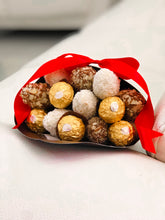 Cargar imagen en el visor de la galería, Ramo Toppings y Ferrero Rocher